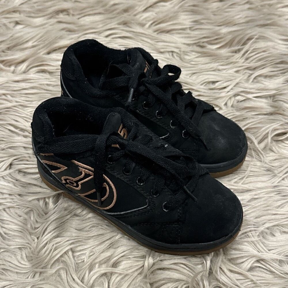 Heelys skating sneakers size 1